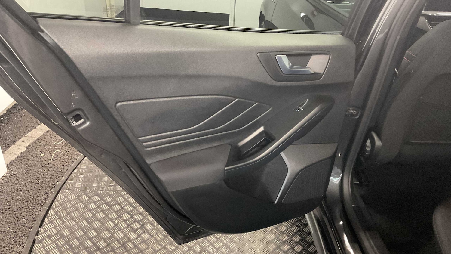 Used Ford Focus 2023 for sale - 76351666: Photo 31
