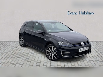 Used Volkswagen Golf 2016 for sale - 78666534: Photo