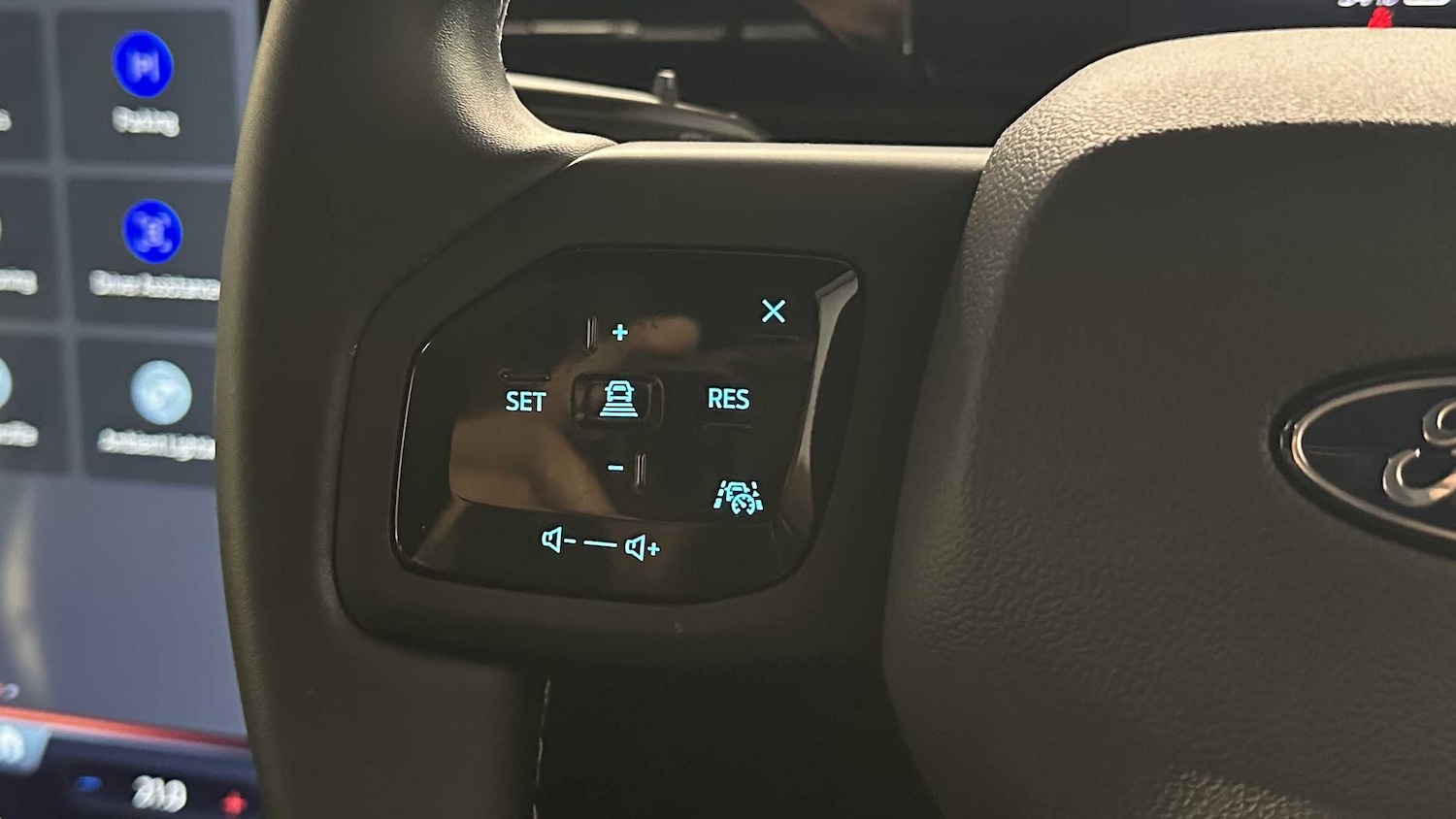 Used Ford Explorer 2025 for sale - 76955198: Photo 16