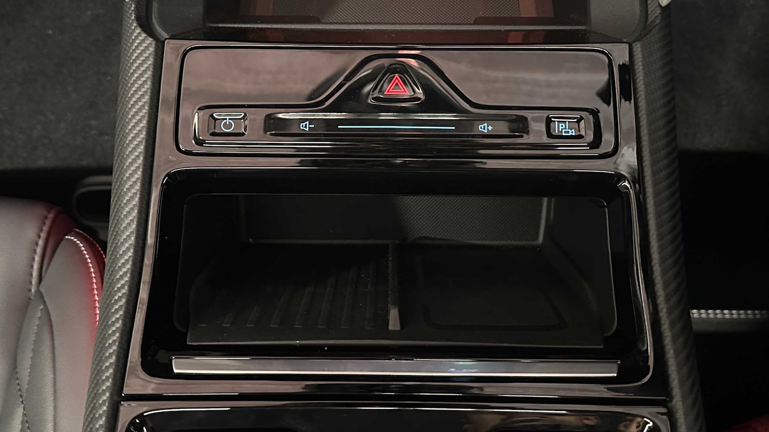 Used Ford Explorer 2025 for sale - 76955198: Photo 22