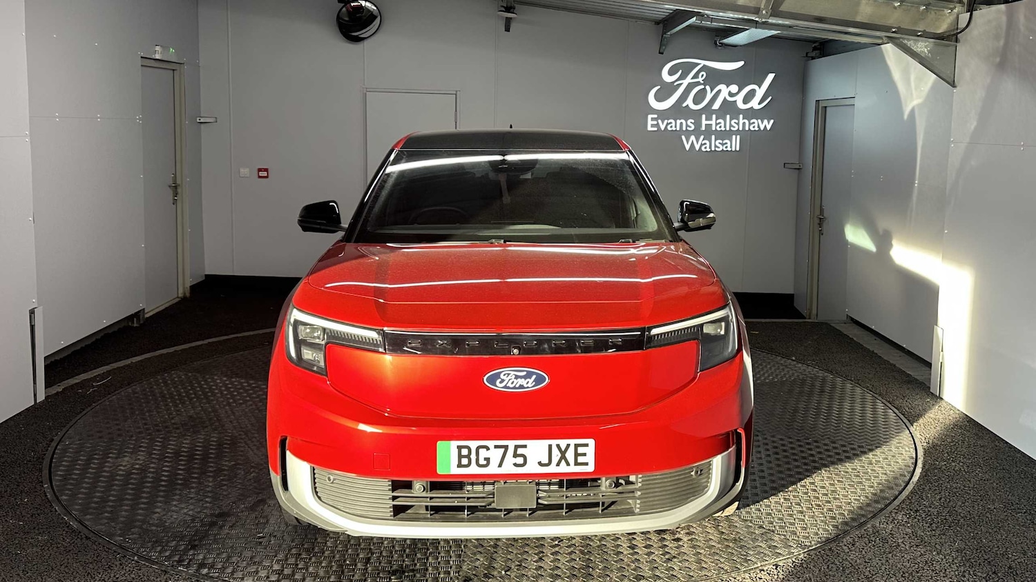 Used Ford Explorer 2025 for sale - 76955198: Photo 4