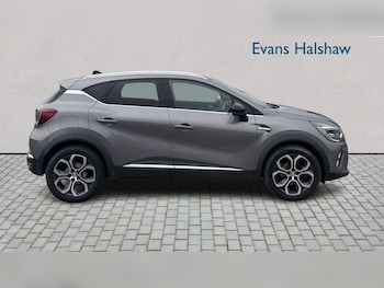 Used Renault Captur 2023 for sale - 78519638: Photo