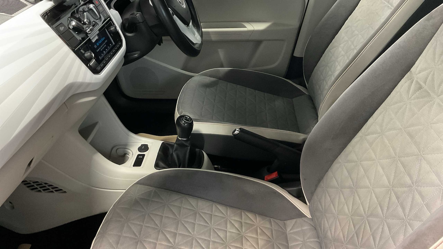 Used Volkswagen up! 2020 for sale - 75968164: Photo 18