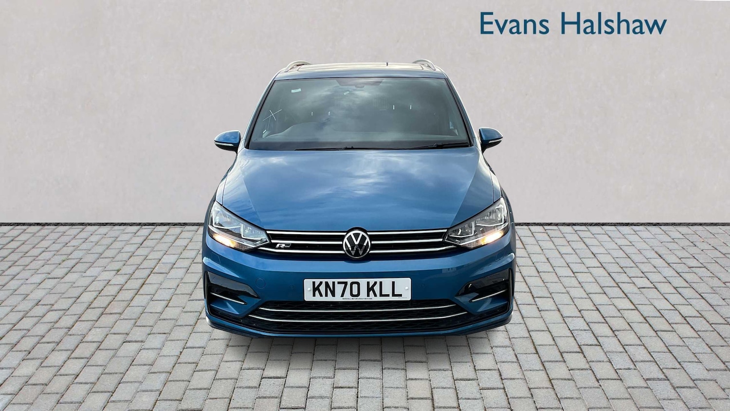 Used Volkswagen Touran 2020 for sale - 76401375: Photo 4