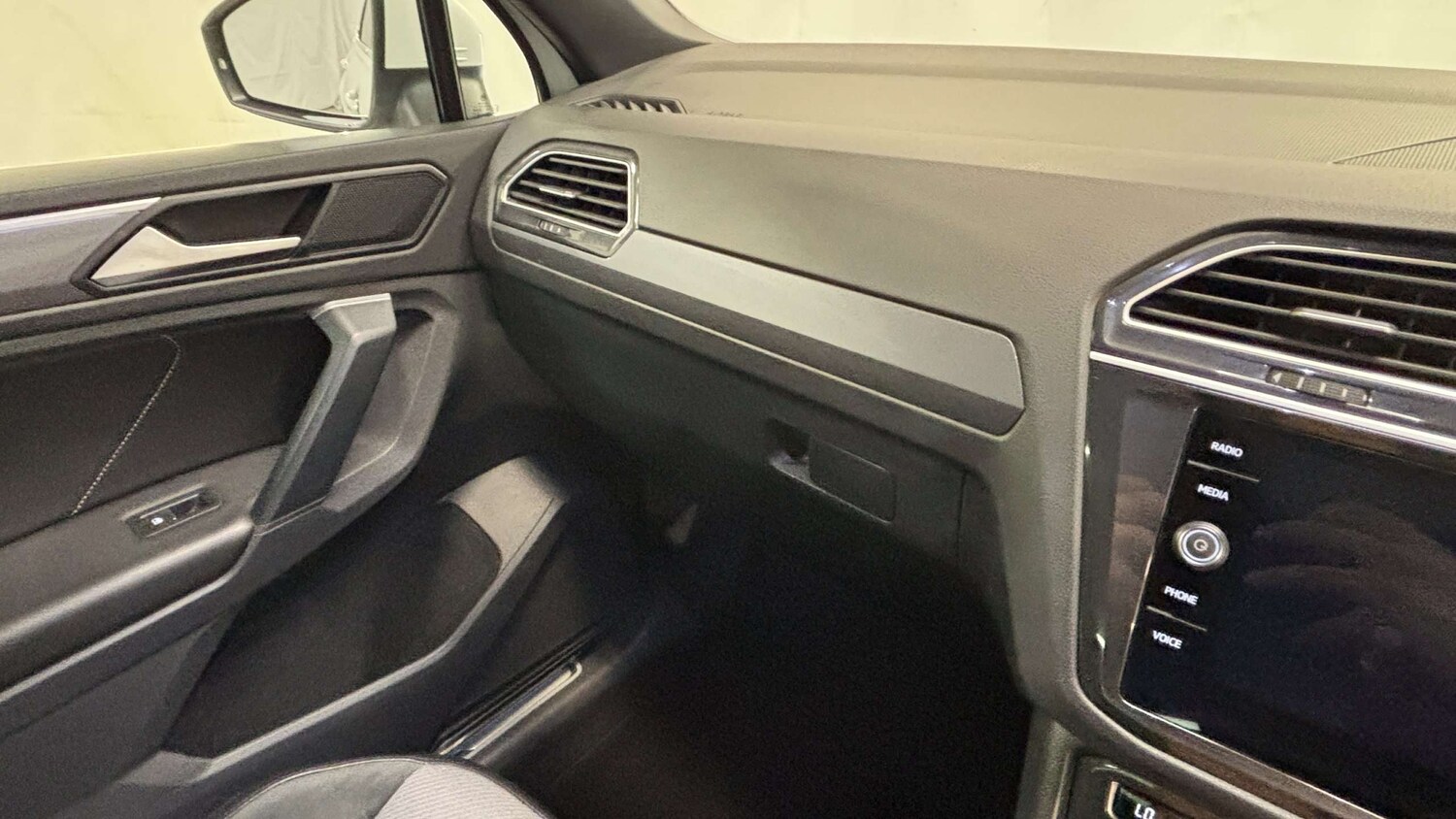 Used Volkswagen Tiguan for sale - 78118938: Photo 33