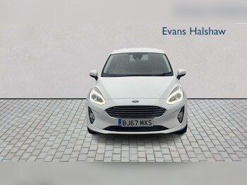 Used Ford Fiesta 2017 for sale - 77281804: Photo