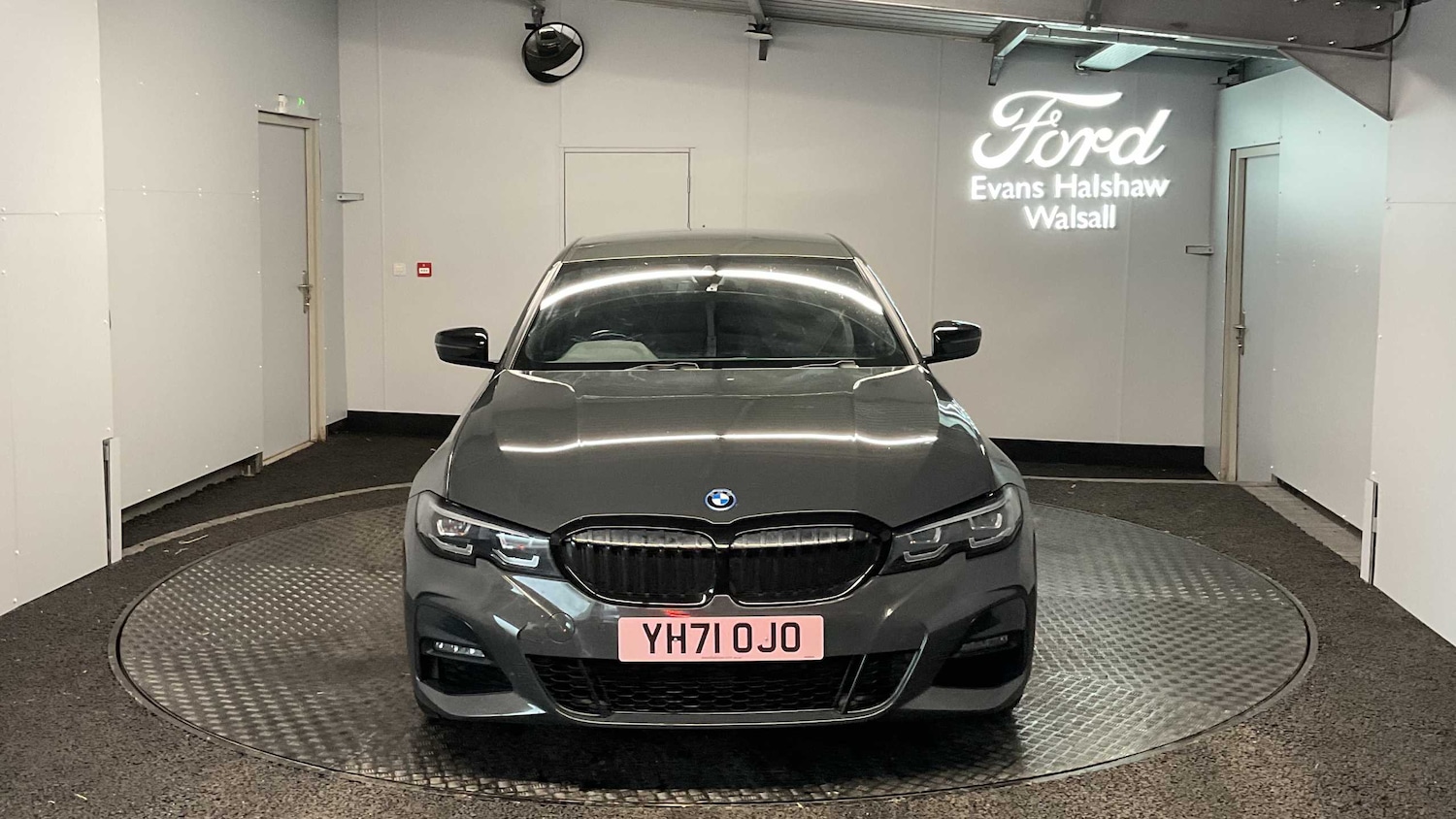 Used BMW 3 Series 2021 for sale - 76442508: Photo 2