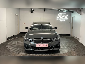 Used BMW 3 Series 2021 for sale - 76442508: Photo