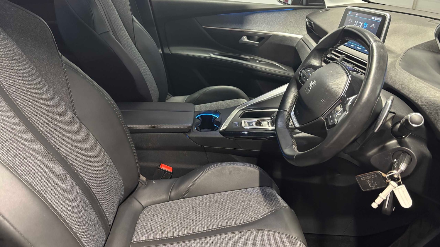 Used Peugeot 5008 2020 for sale - 76889712: Photo 14