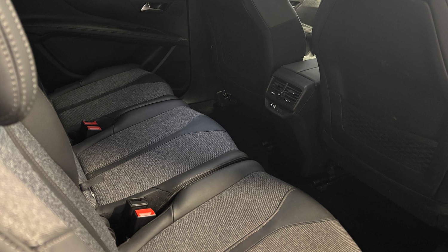 Used Peugeot 5008 2020 for sale - 76889712: Photo 22