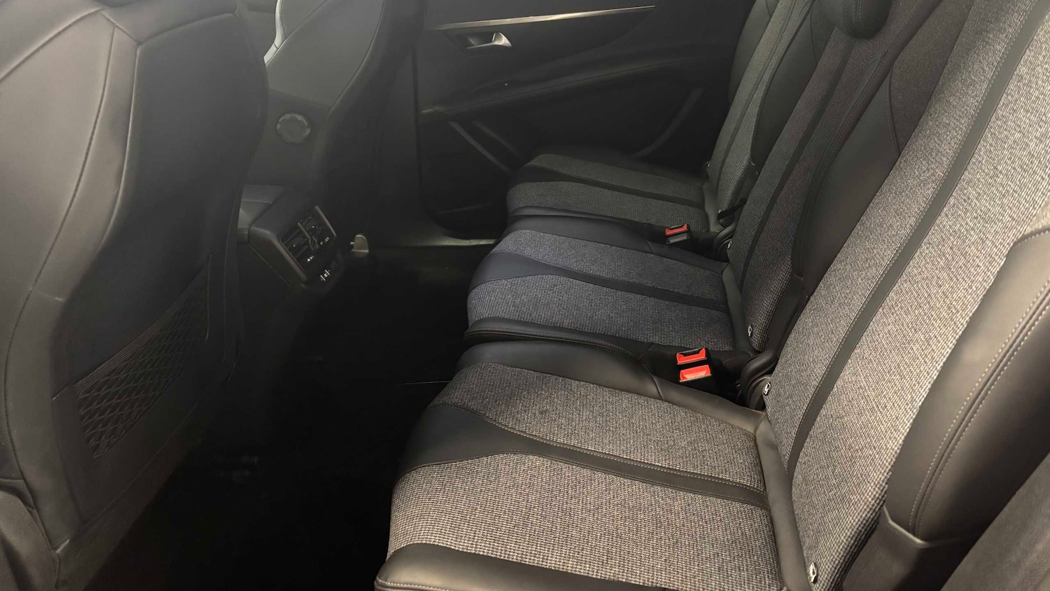 Used Peugeot 5008 2020 for sale - 76889712: Photo 26