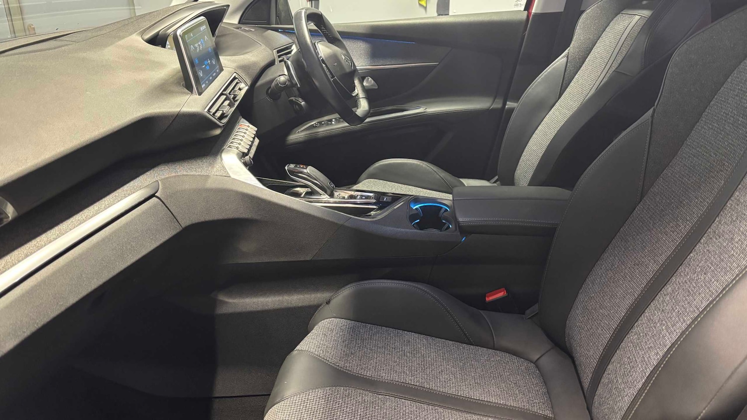 Used Peugeot 5008 2020 for sale - 76889712: Photo 28