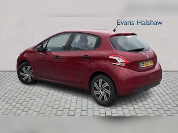 Used Peugeot 208 2013 for sale - 77601126: Photo