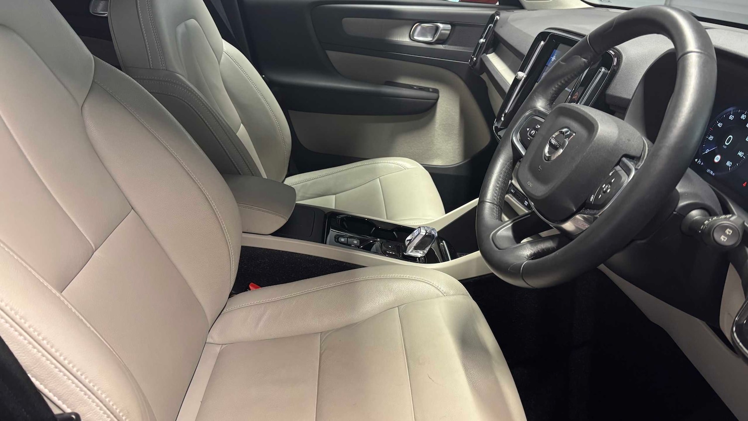 Used Volvo XC40 2020 for sale - 77134786: Photo 14