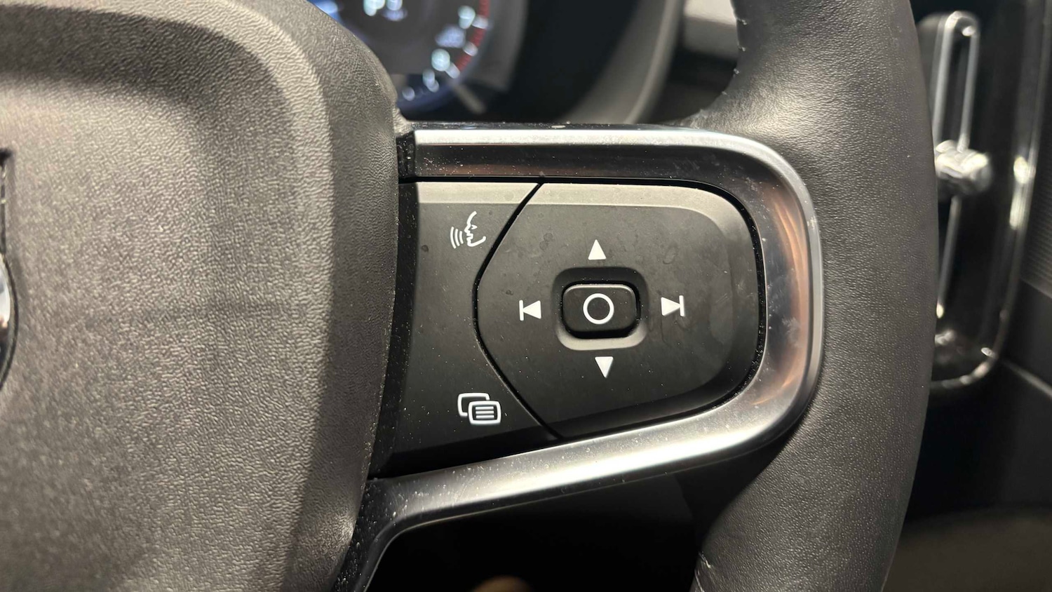 Used Volvo XC40 2020 for sale - 77134786: Photo 17