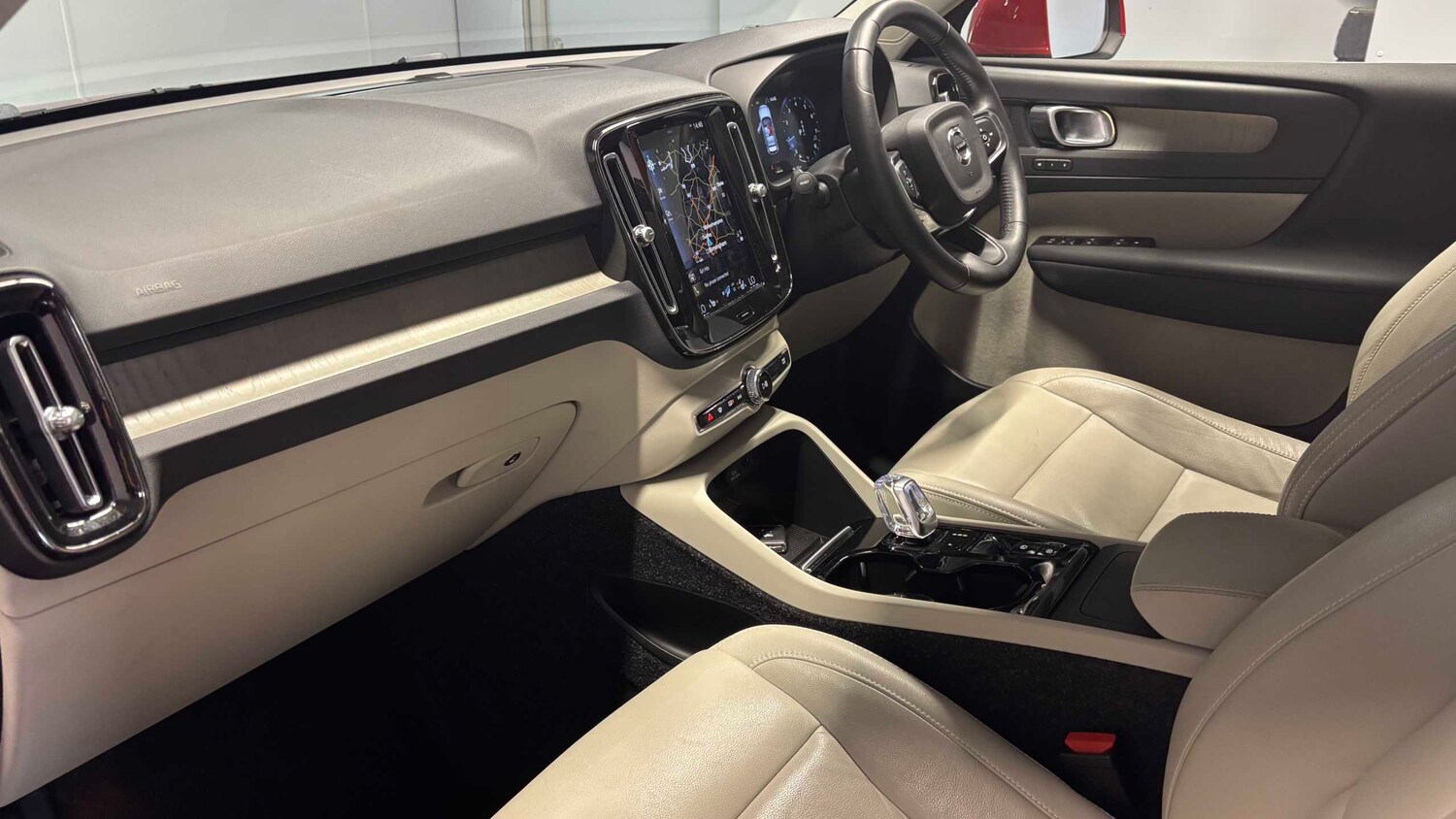 Used Volvo XC40 2020 for sale - 77134786: Photo 28