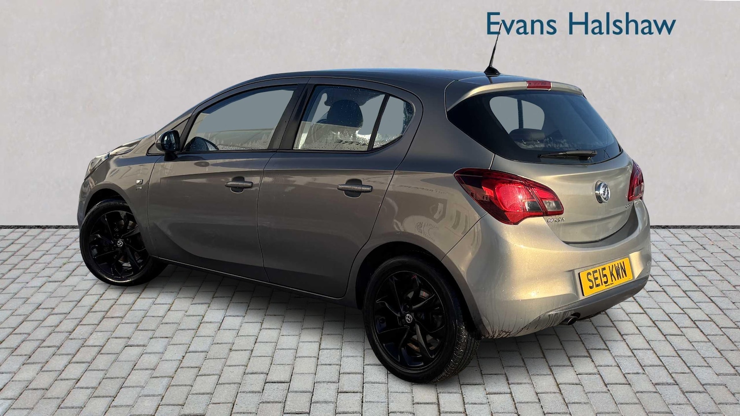 Used Vauxhall Corsa 2015 for sale - 77257219: Photo 2