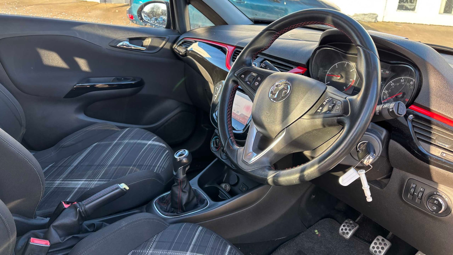 Used Vauxhall Corsa 2015 for sale - 77257219: Photo 6