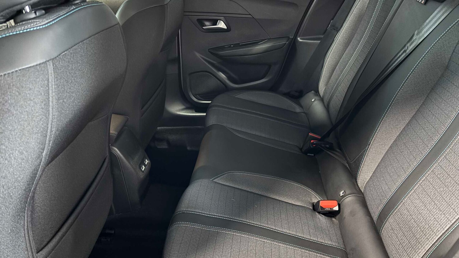 Used Peugeot 208 2023 for sale - 77472619: Photo 26