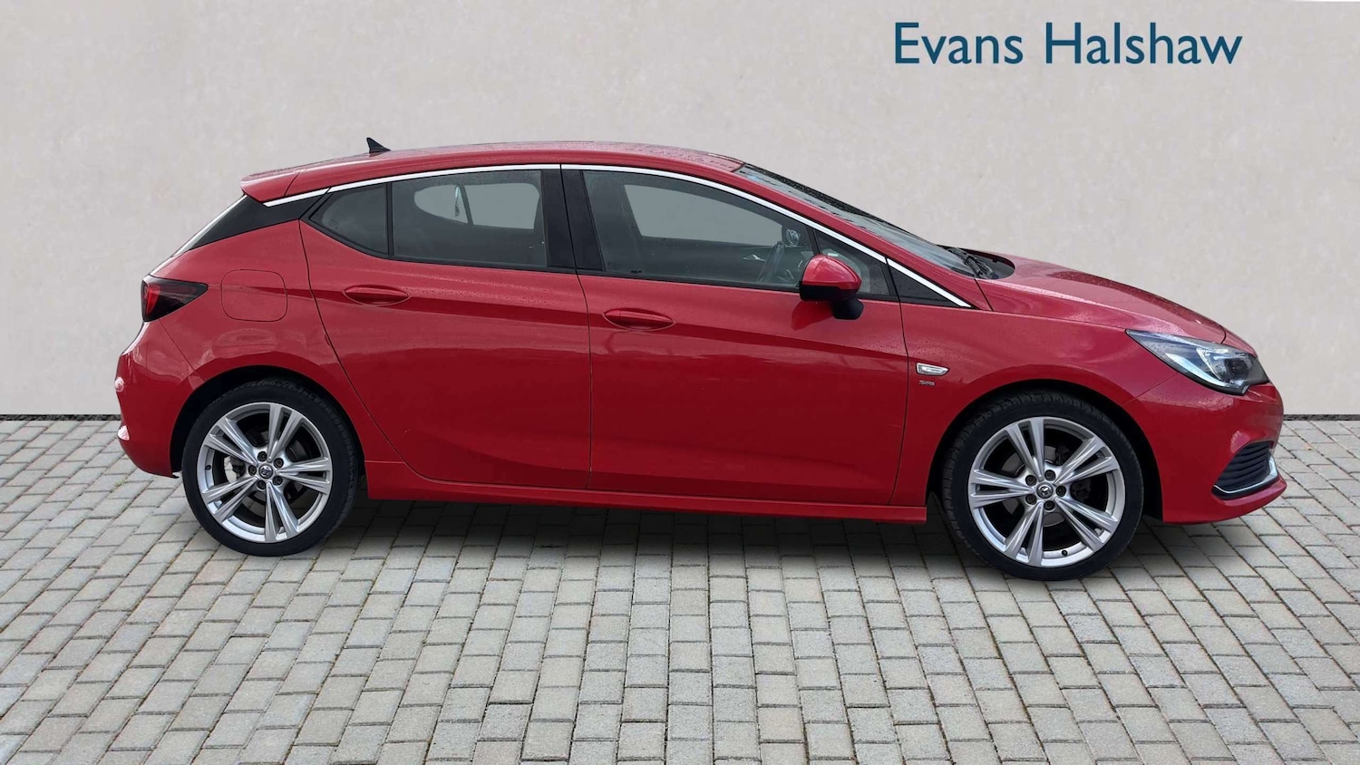 Used Vauxhall Astra for sale - 77842490: Photo 3