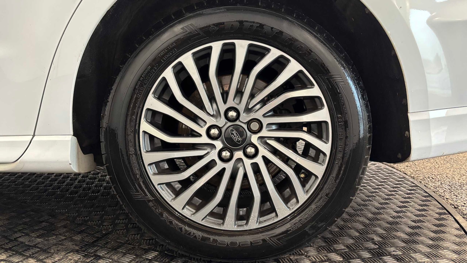 Used Ford S-Max 2018 for sale - 76125893: Photo 12