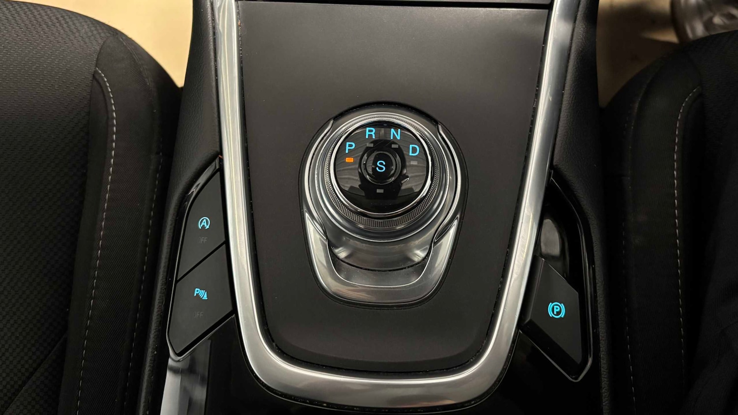 Used Ford S-Max 2018 for sale - 76125893: Photo 21