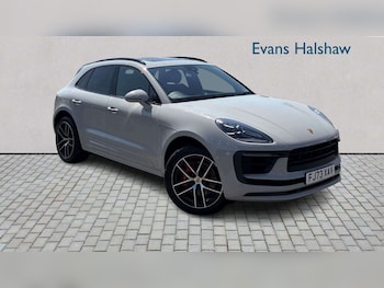 Used Porsche Macan 2023 for sale - 78732494: Photo