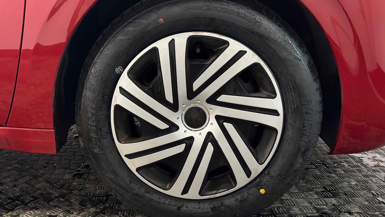 Used Peugeot 208 2013 for sale - 77686408: Photo 10