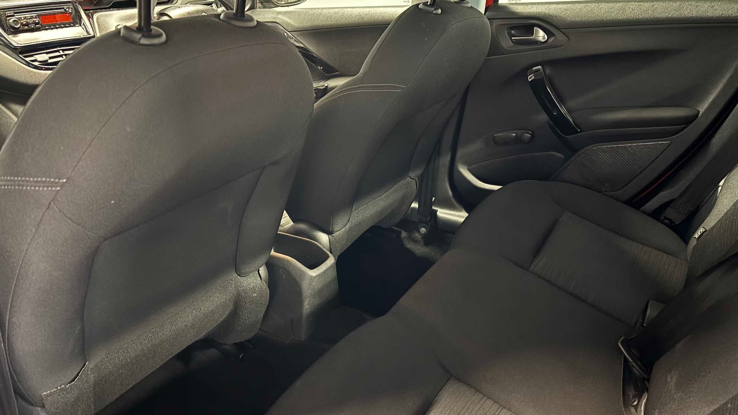 Used Peugeot 208 2013 for sale - 77686408: Photo 22