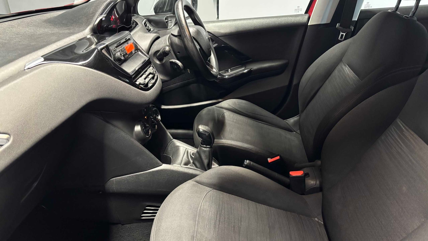 Used Peugeot 208 2013 for sale - 77686408: Photo 25