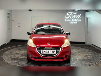 Used Peugeot 208 2013 for sale - 77686408: Photo