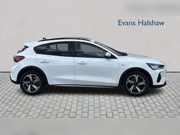 Used Ford Focus 2023 for sale - 79443882: Photo