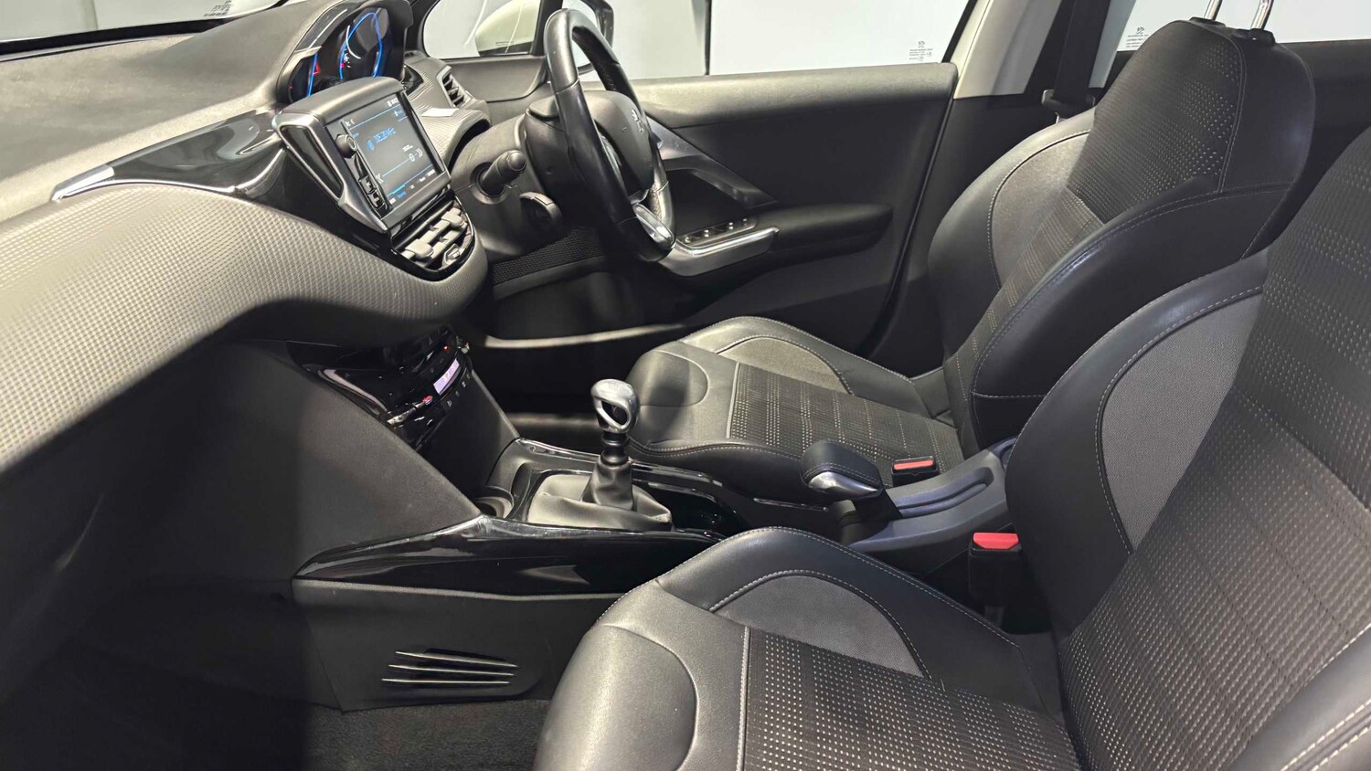 Used Peugeot 2008 2018 for sale - 77472693: Photo 28