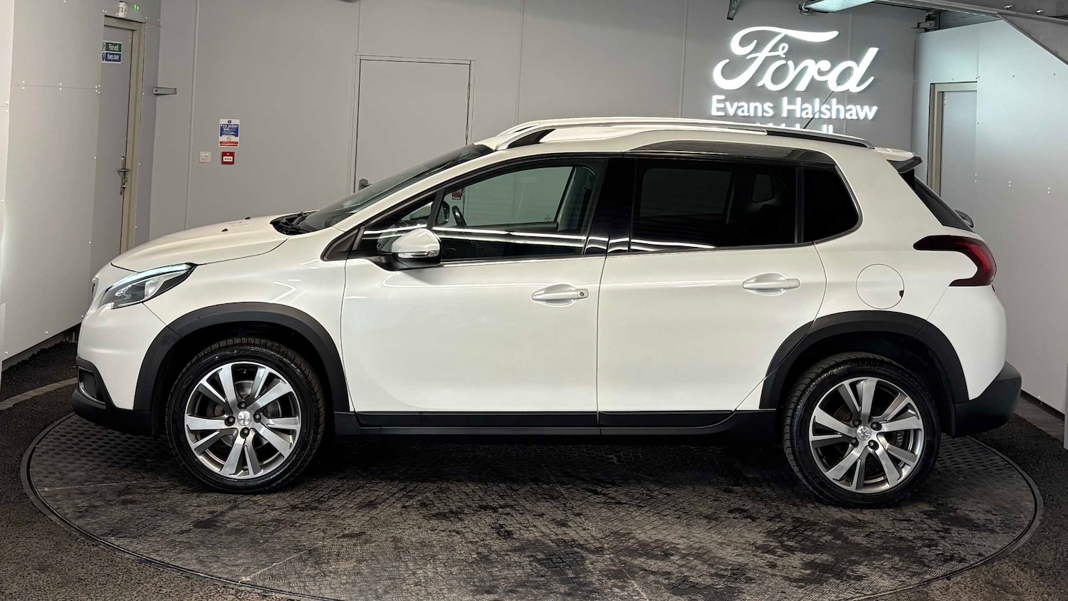 Used Peugeot 2008 2018 for sale - 77472693: Photo 8