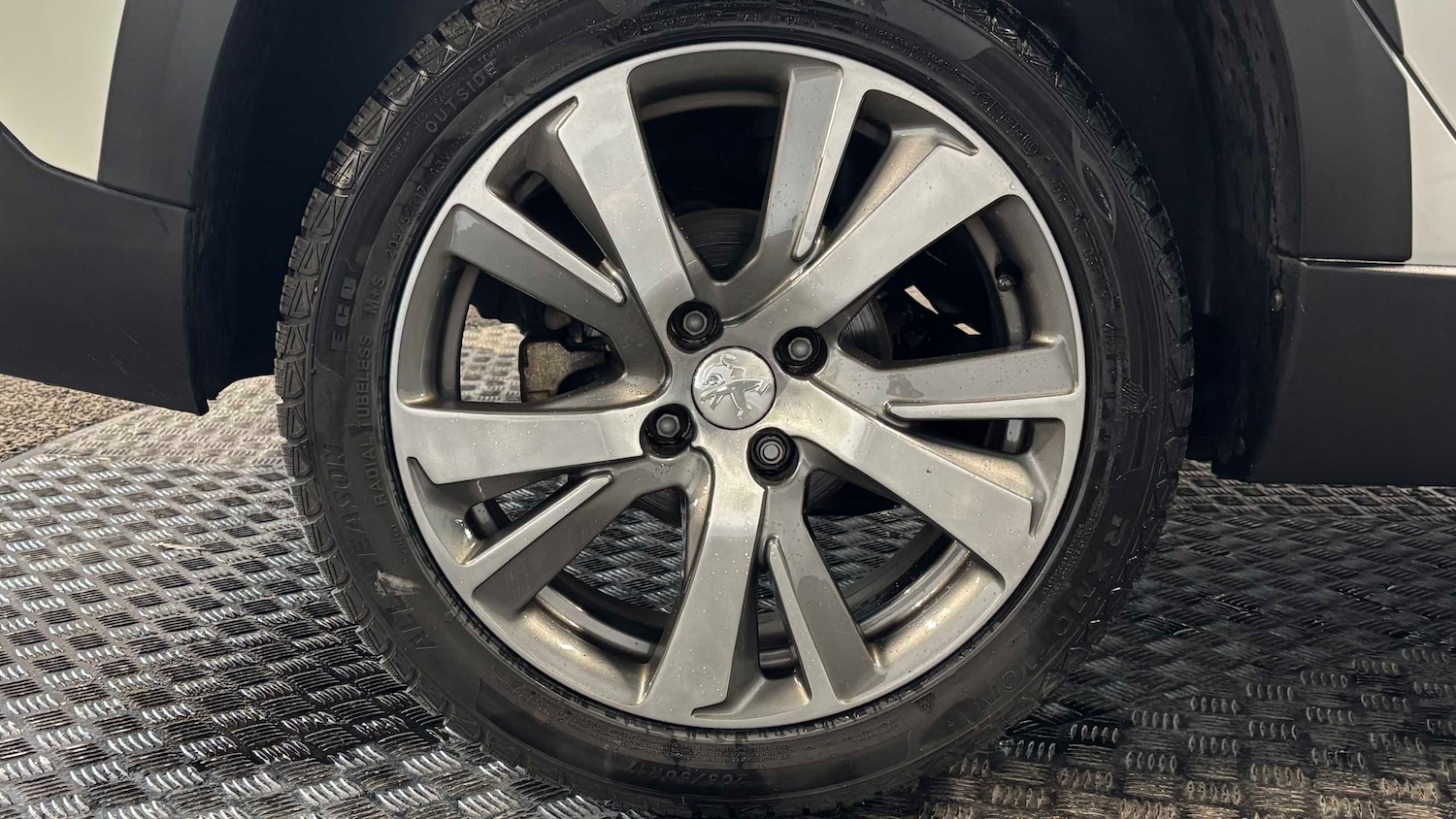 Used Peugeot 2008 2018 for sale - 77472693: Photo 9