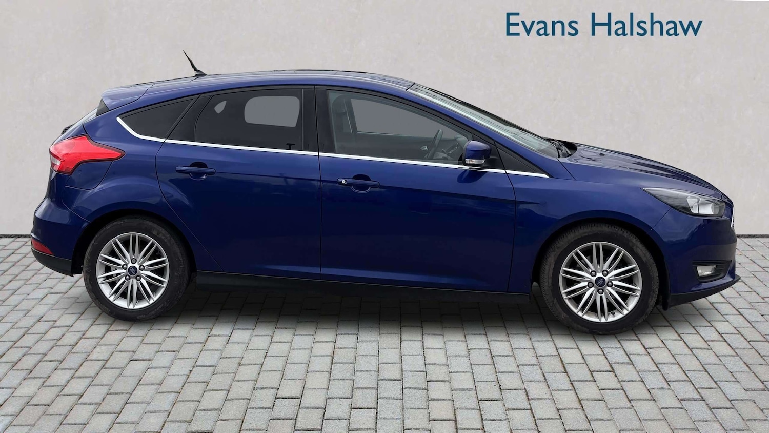 Used Ford Focus 2017 for sale - 78129624: Photo 3