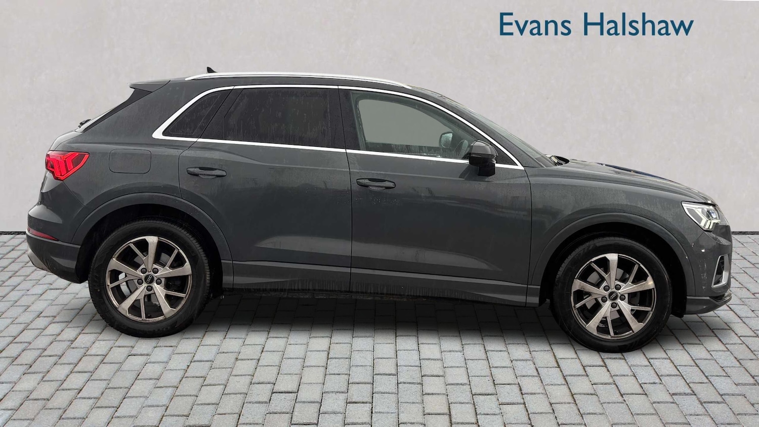 Used Audi Q3 2022 for sale - 76955220: Photo 3