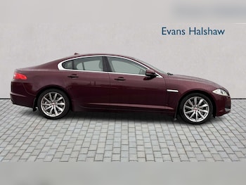 Used Jaguar XF 2014 for sale - 76789204: Photo