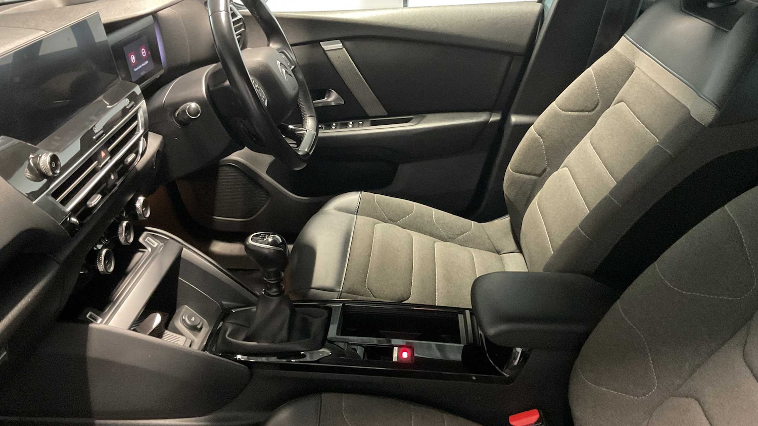 Used Citroen C4 2021 for sale - 76125825: Photo 22