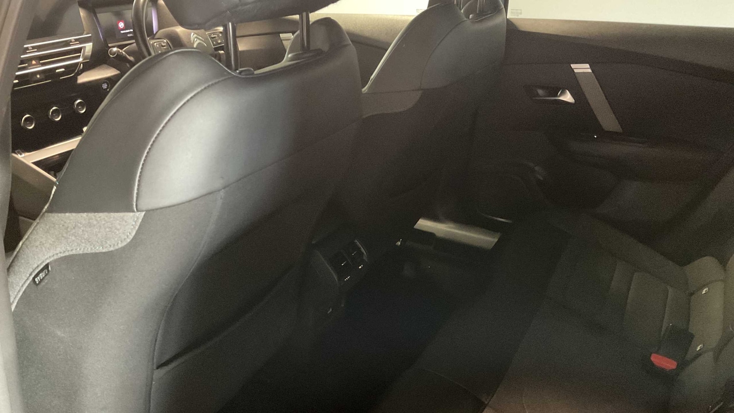 Used Citroen C4 2021 for sale - 76125825: Photo 23