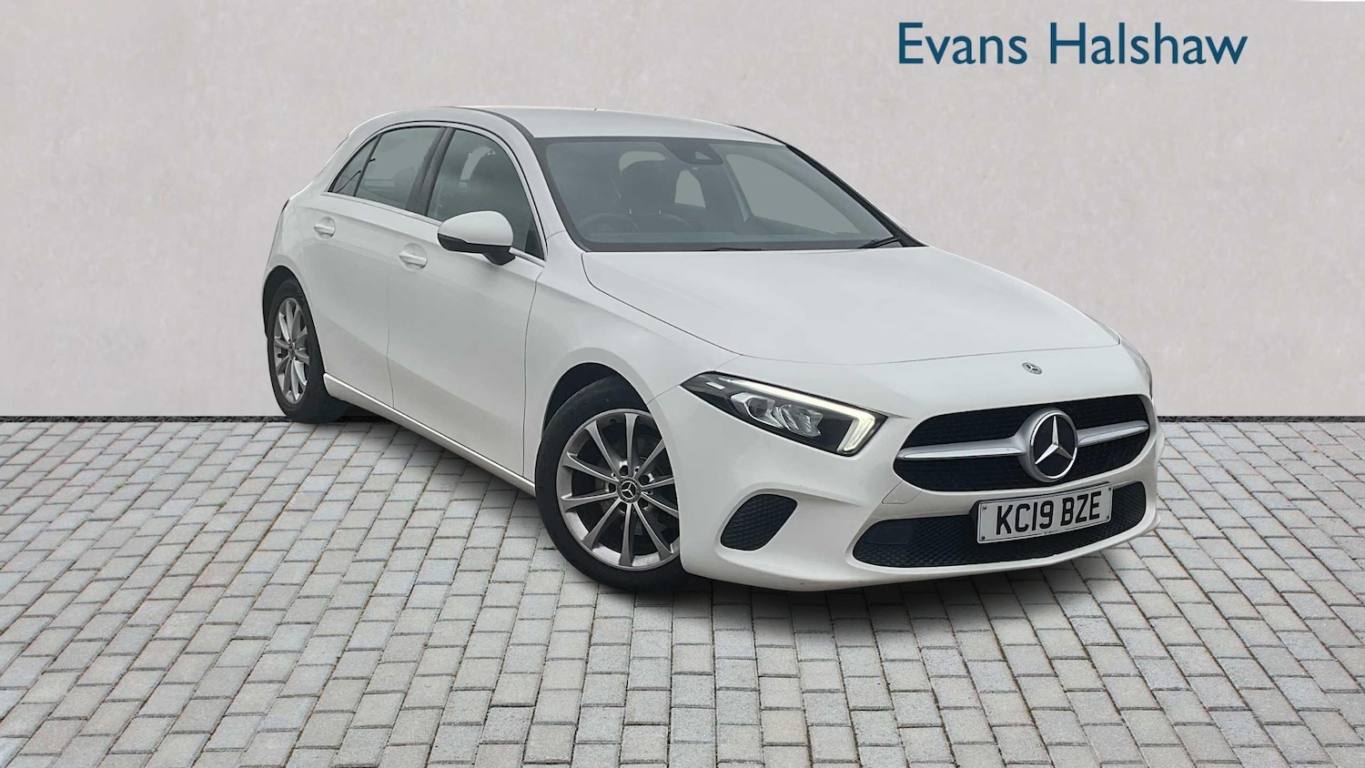 Used Mercedes-Benz A-Class 2019 for sale - 76460358: Photo 1