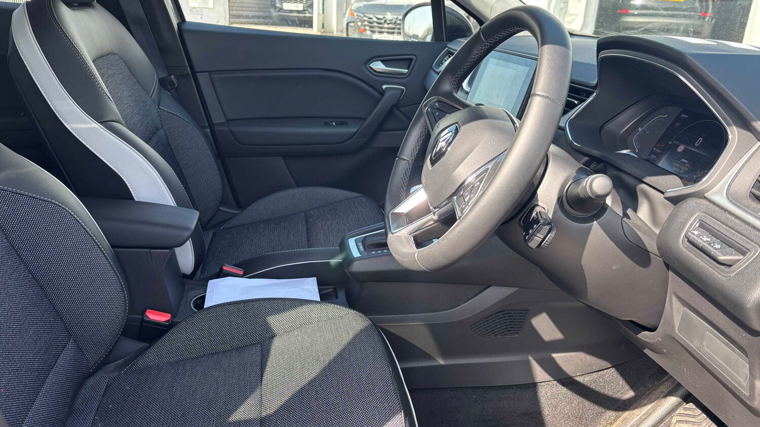 Used Renault Captur 2023 for sale - 78173590: Photo 7