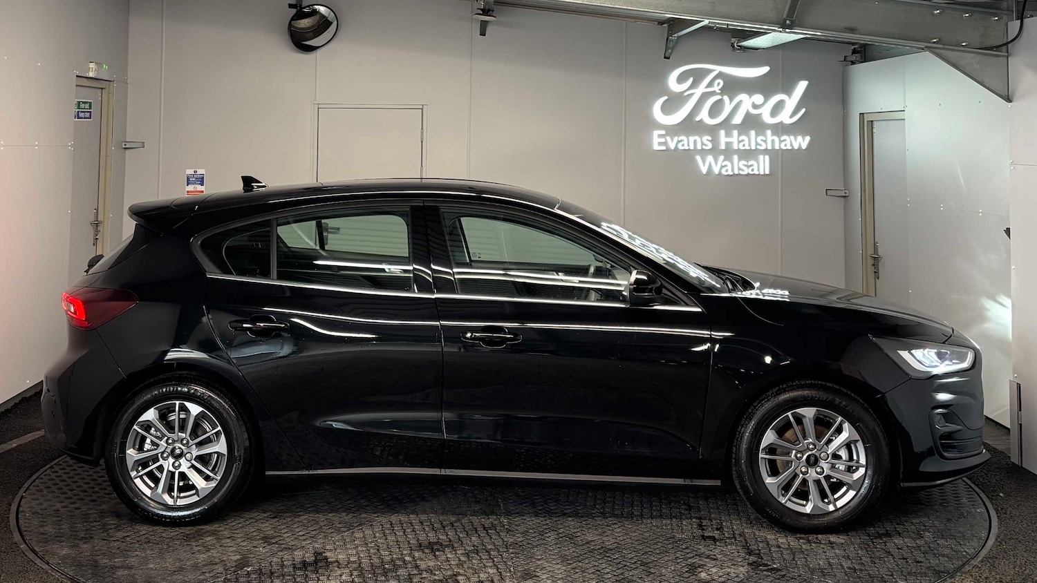 Used Ford Focus 2025 for sale - 77996043: Photo 4