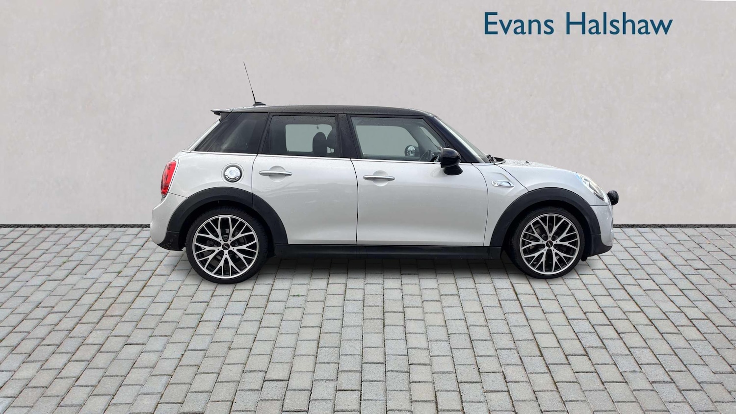 Used MINI Hatch 2015 for sale - 76636674: Photo 3