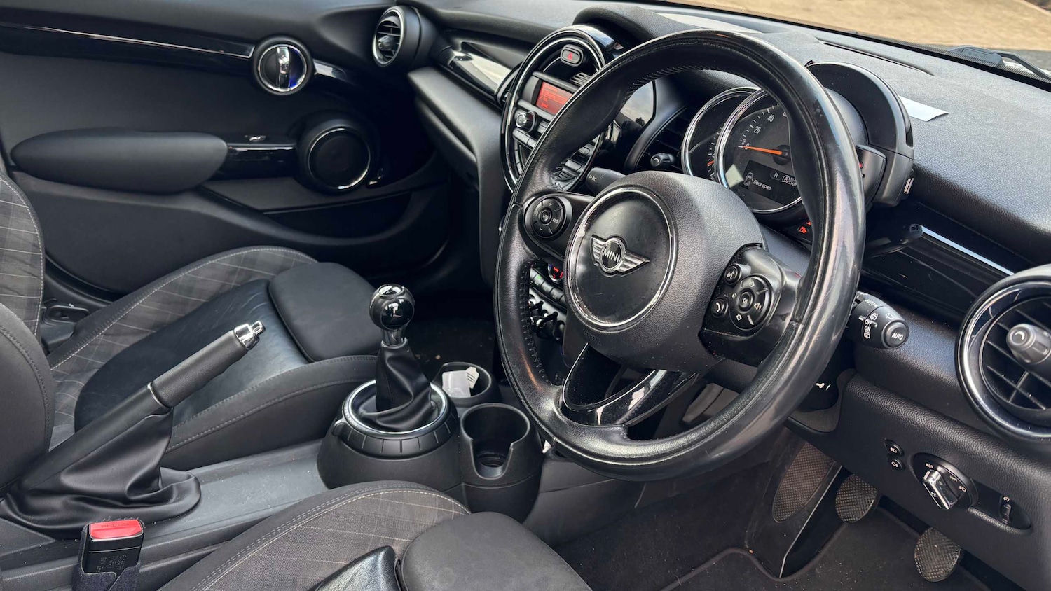 Used MINI Hatch 2015 for sale - 76636674: Photo 6