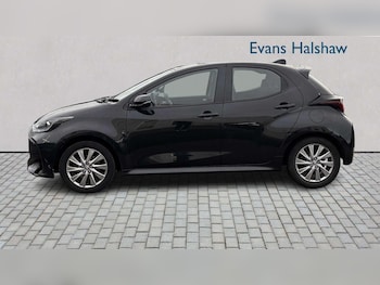 Used Toyota Yaris 2022 for sale - 76732392: Photo
