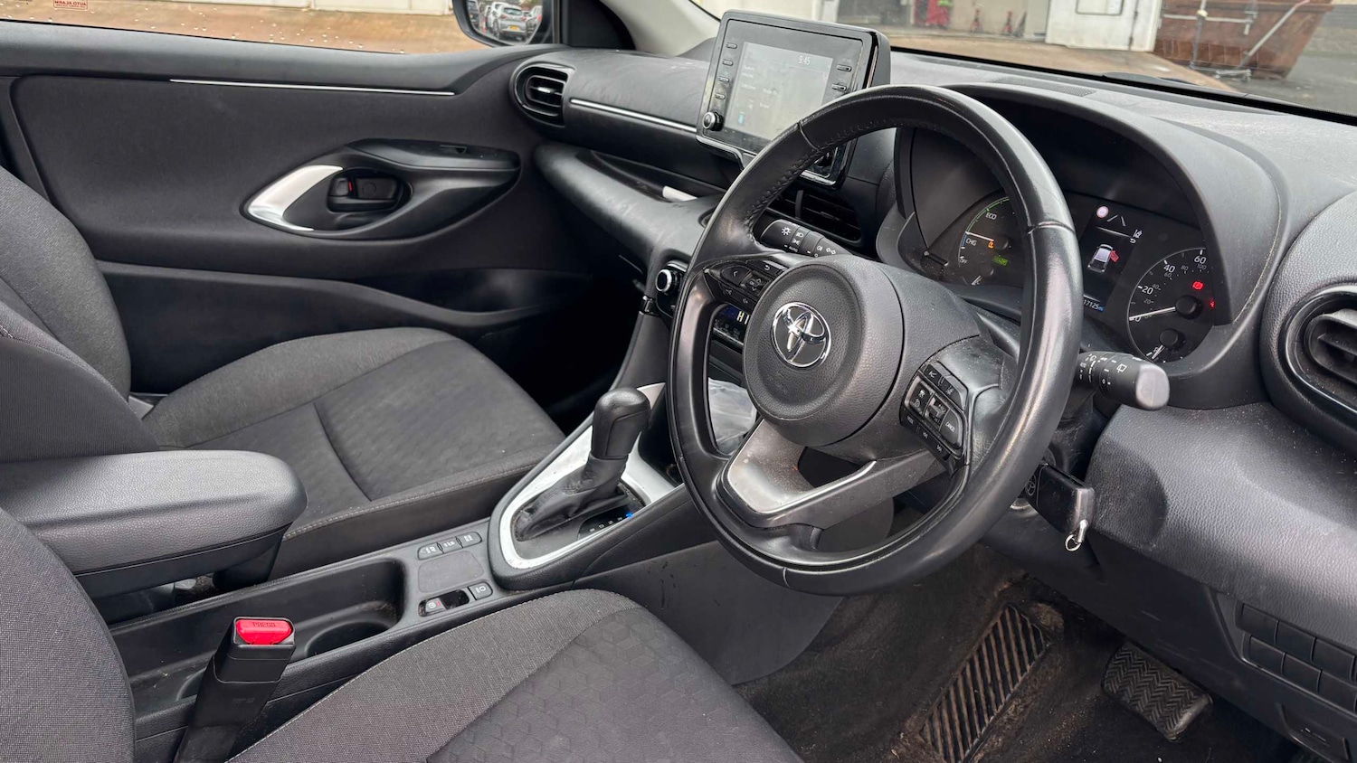 Used Toyota Yaris for sale - 76732392: Photo 6