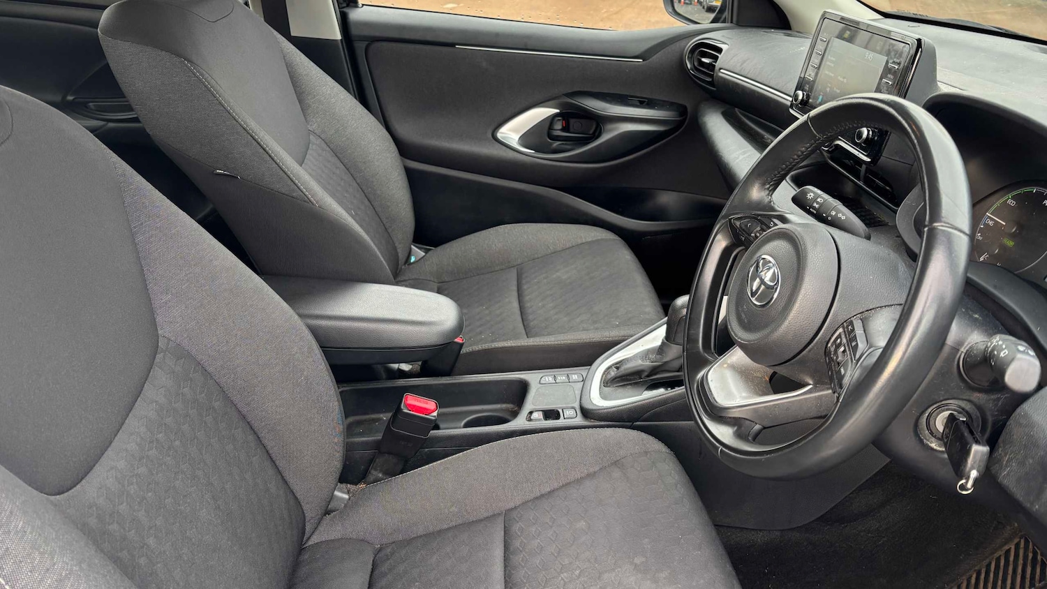 Used Toyota Yaris for sale - 76732392: Photo 7