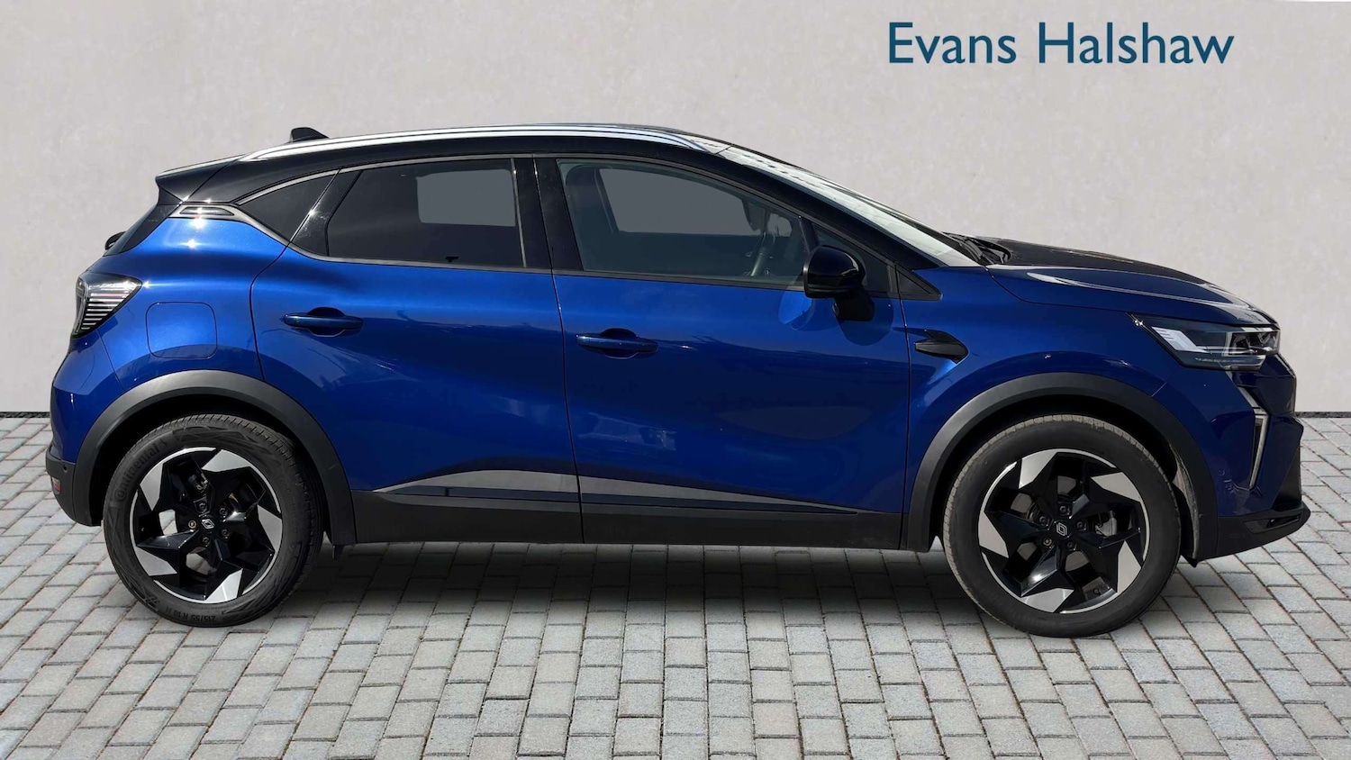 Used Renault Captur 2024 for sale - 78173489: Photo 3