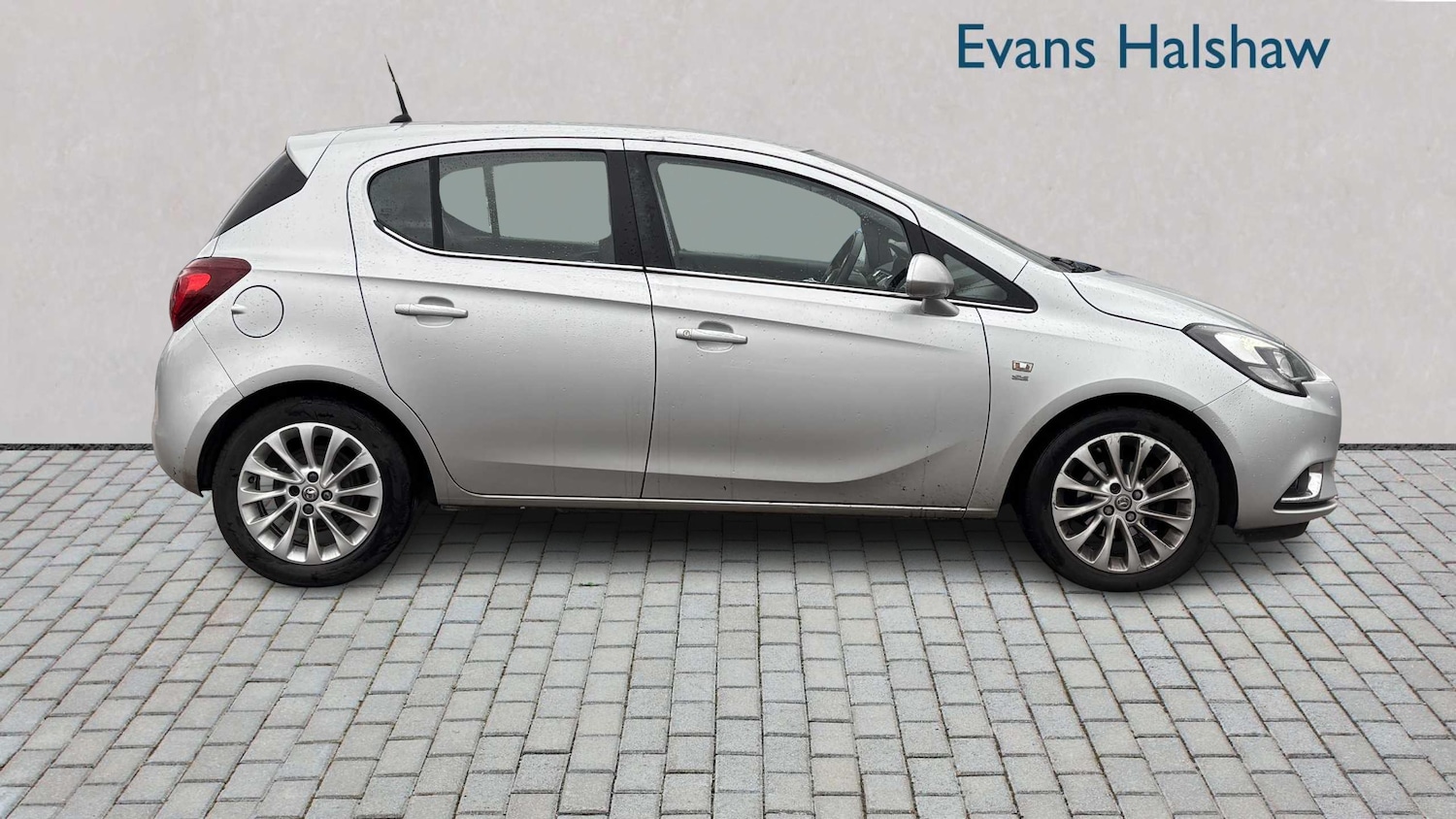 Used Vauxhall Corsa 2015 for sale - 76789439: Photo 3